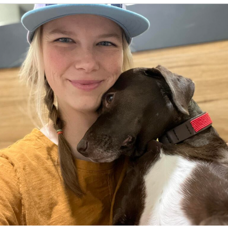 Lauren & Coco — Canines Who Care therapy dog team