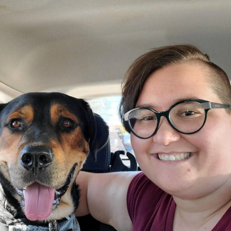 JD, Chelsea & Ralph — Canines Who Care therapy dog team